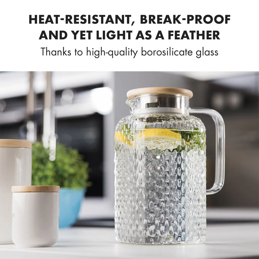  Klarstein Glaswerk Livenza Wasserkrug Glaskaraffe Glaskrug Mit Deckel Wasserkaraffe , Volumen: 1,5 Liter , Deckel Aus Eichenholz , Borosilikatglas , Edelstahlsieb , Transparent