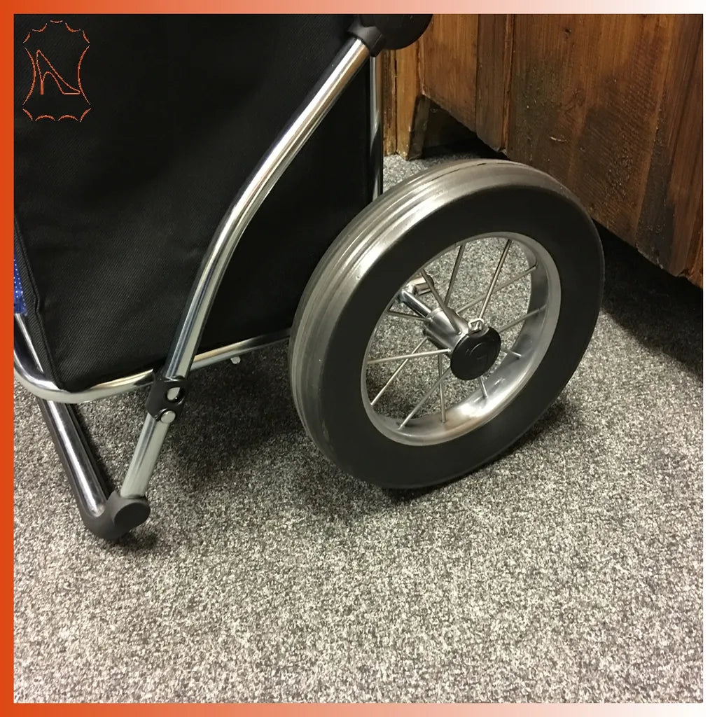  Andersen Einkaufstrolley Royal Sondermodell Aus Stahl Mit Metallspeichenrad 25 Cm Und 45 Liter Einkaufstasche Wismar Schwarz/blau Mit Kühlfach