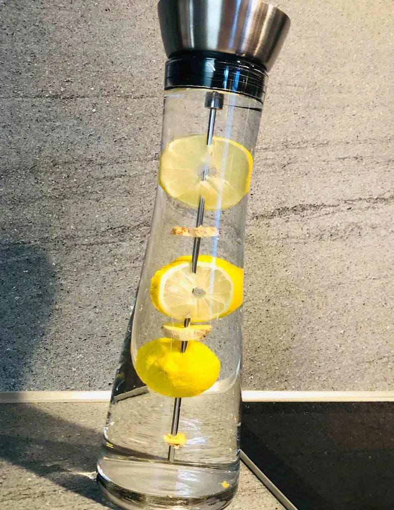  Flirt By R & B Glaskaraffe LENO Mit Fruchtspieß 1,3 Liter